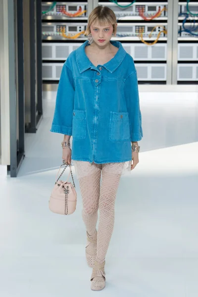 Look 36